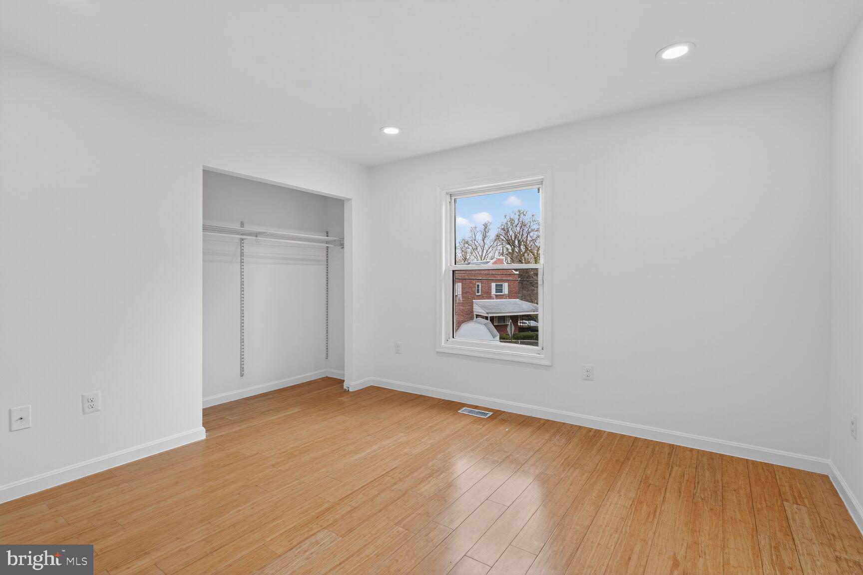 1242 ANACOSTIA ROAD SE