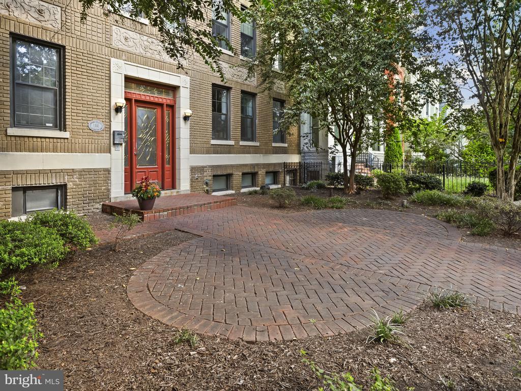 1361 IRVING STREET NW 3