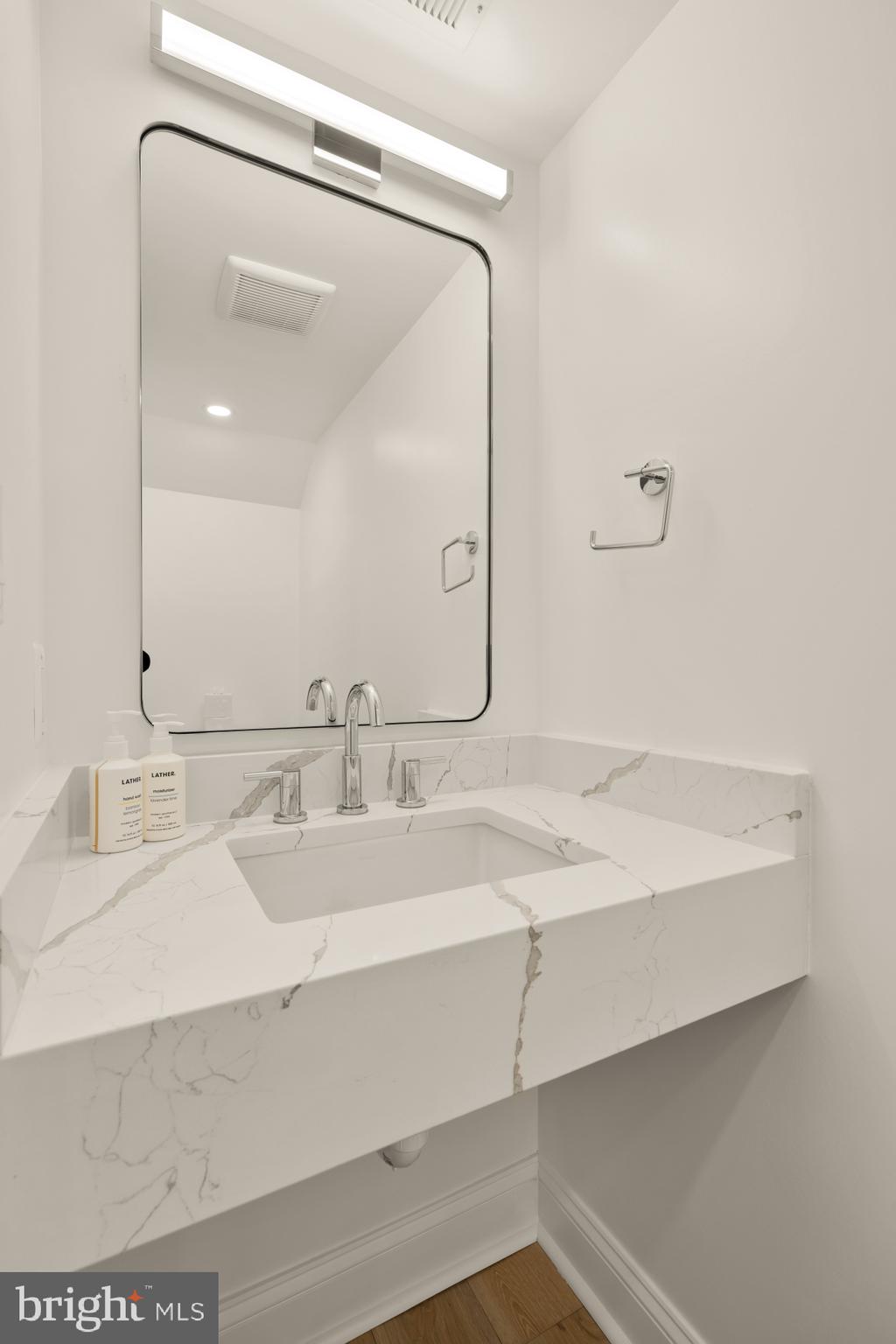 1202 POTOMAC STREET NW T6