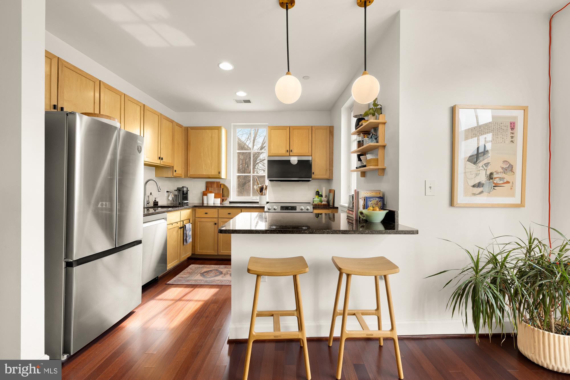 150 V STREET NW V204