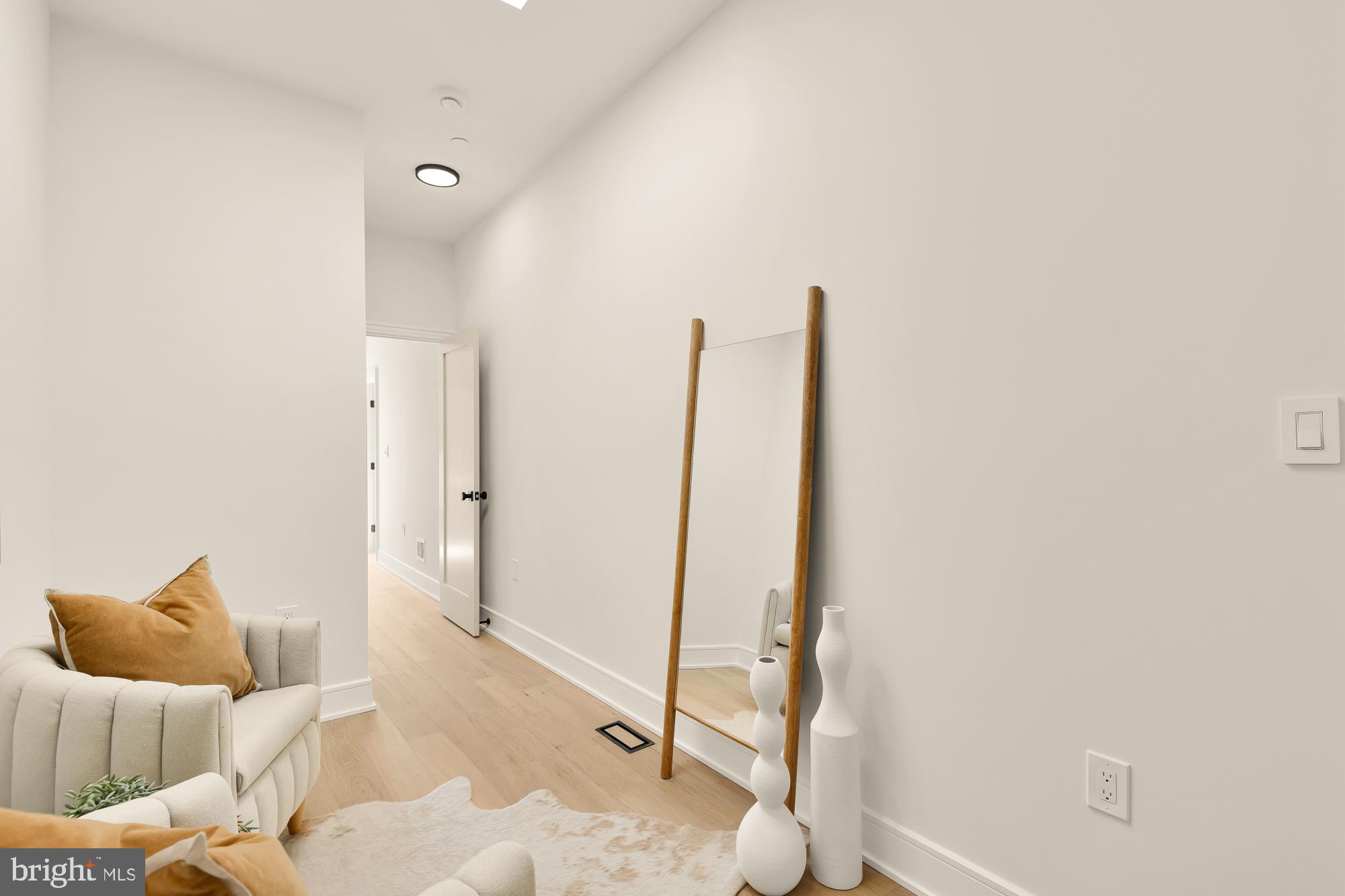 1463 HARVARD STREET NW PH7