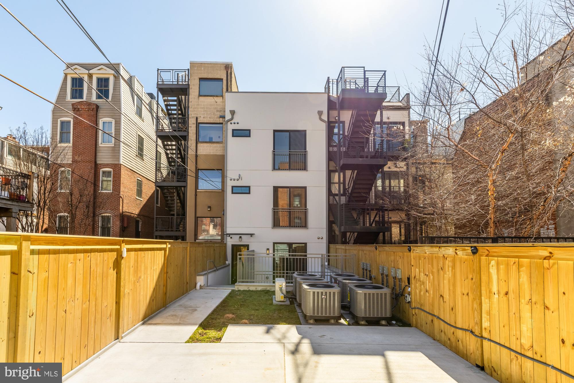 1463 HARVARD STREET NW PH7