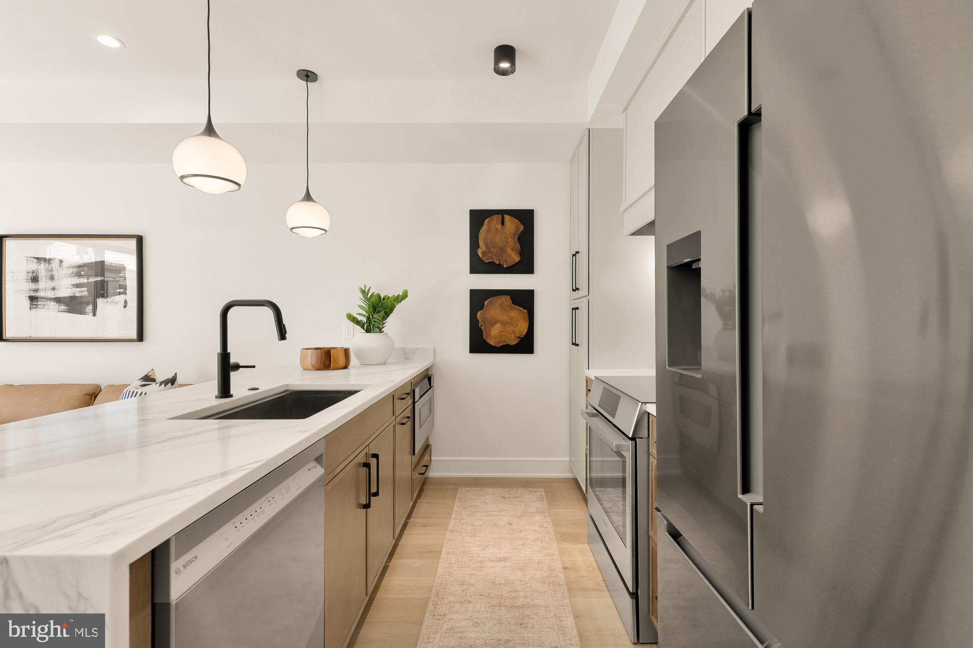 1463 HARVARD STREET NW PH7