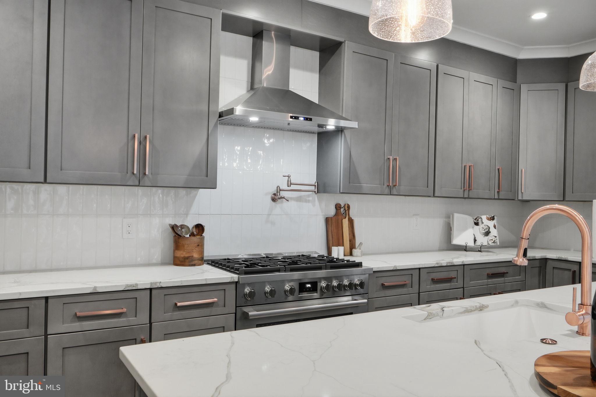 3740 KANAWHA STREET NW