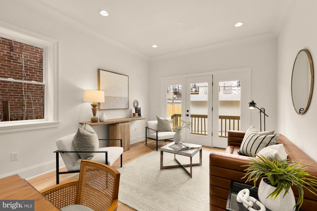 25 T STREET NW