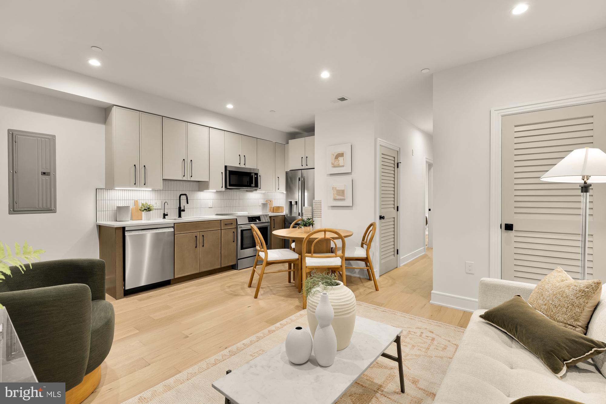 1463 HARVARD STREET NW 5