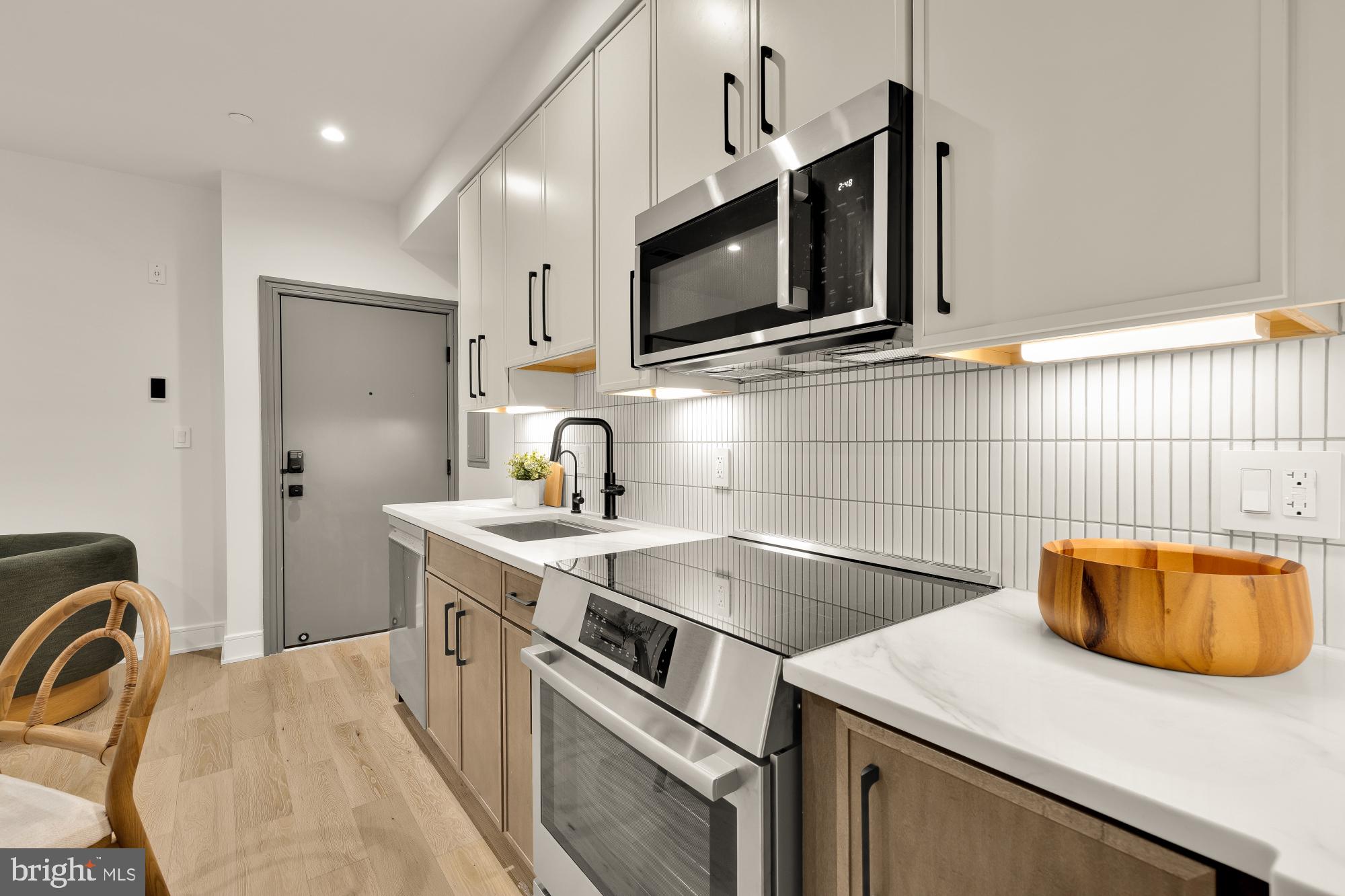 1463 HARVARD STREET NW 5