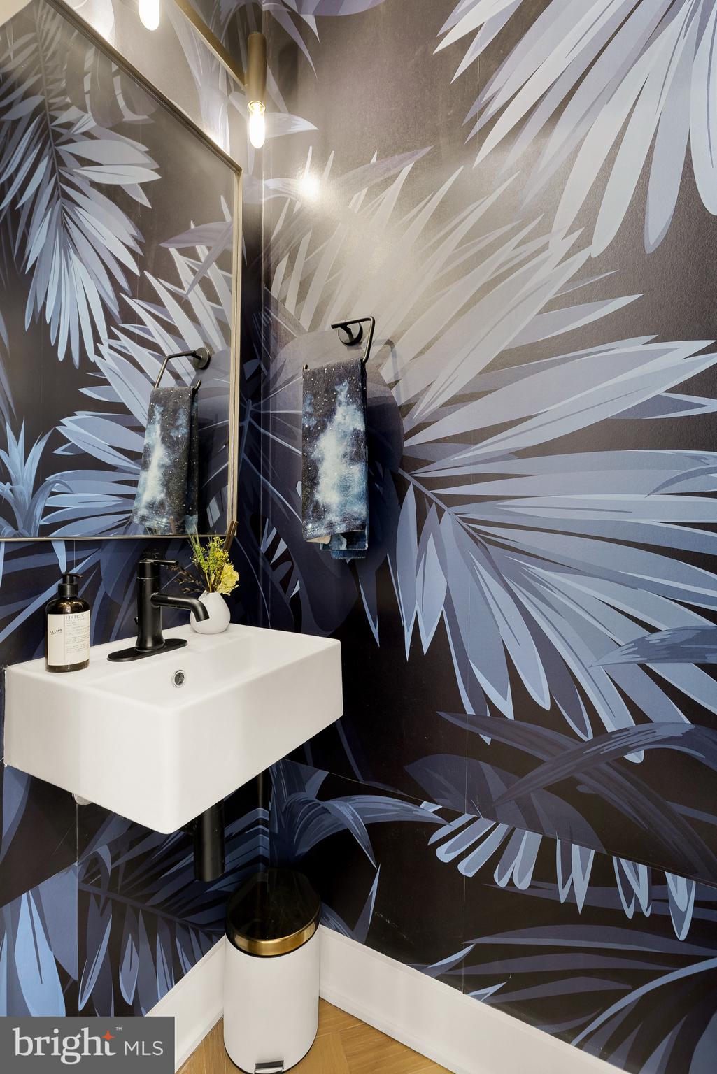 1225 11TH STREET NW 6