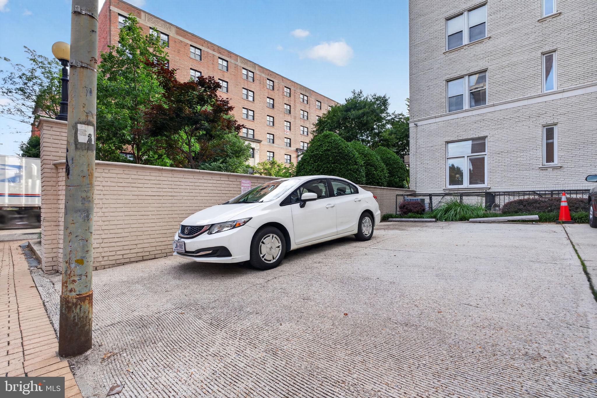 1619 R STREET NW 101