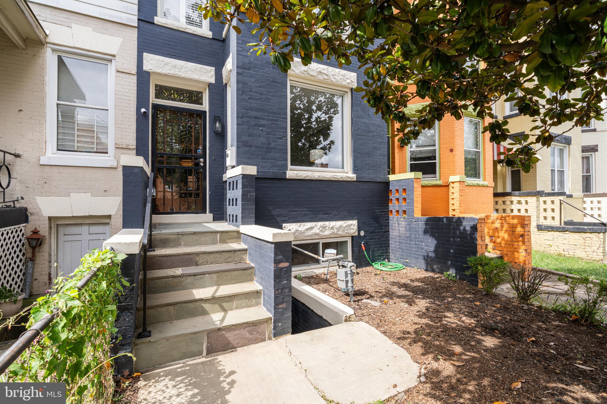 3524 11TH STREET NW