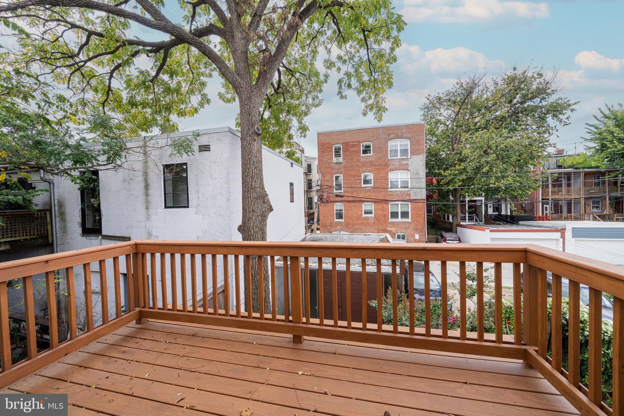 3524 11TH STREET NW