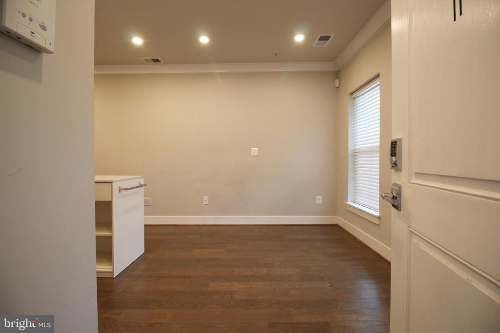 7213 GEORGIA AVENUE NW Unit: 10-A