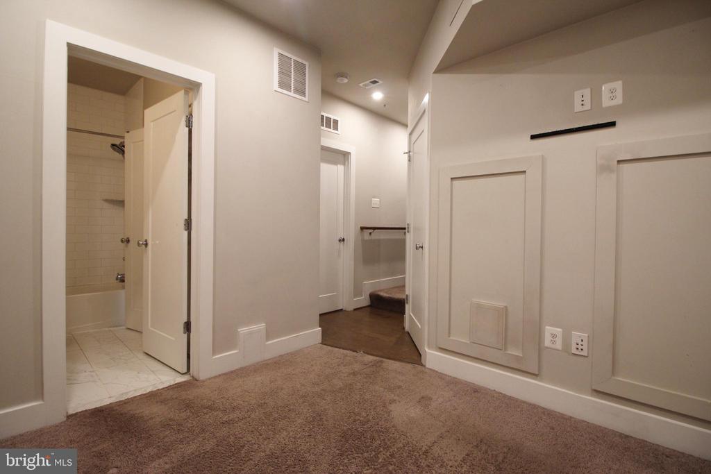 7213 GEORGIA AVENUE NW Unit: 10-A