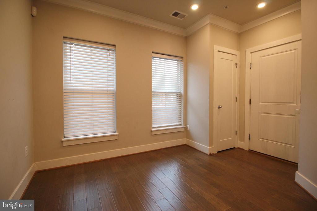 7213 GEORGIA AVENUE NW Unit: 10-A