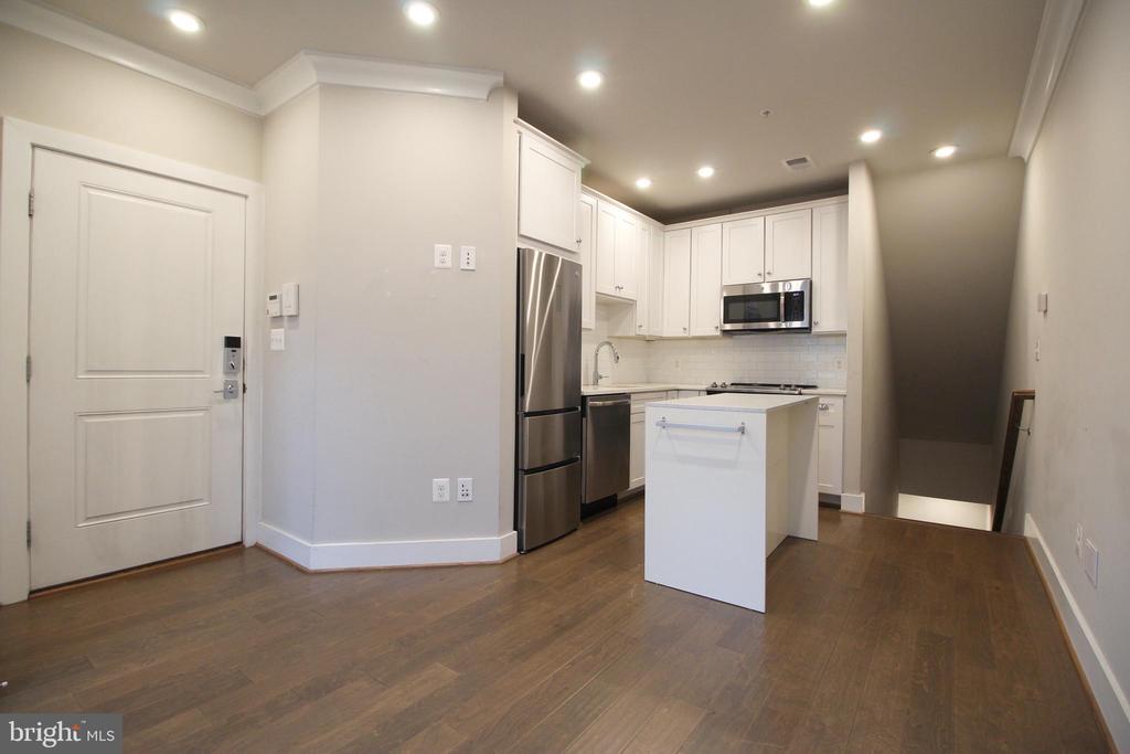 7213 GEORGIA AVENUE NW Unit: 10-A