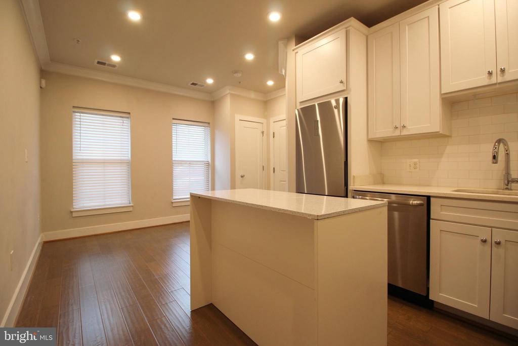7213 GEORGIA AVENUE NW Unit: 10-A