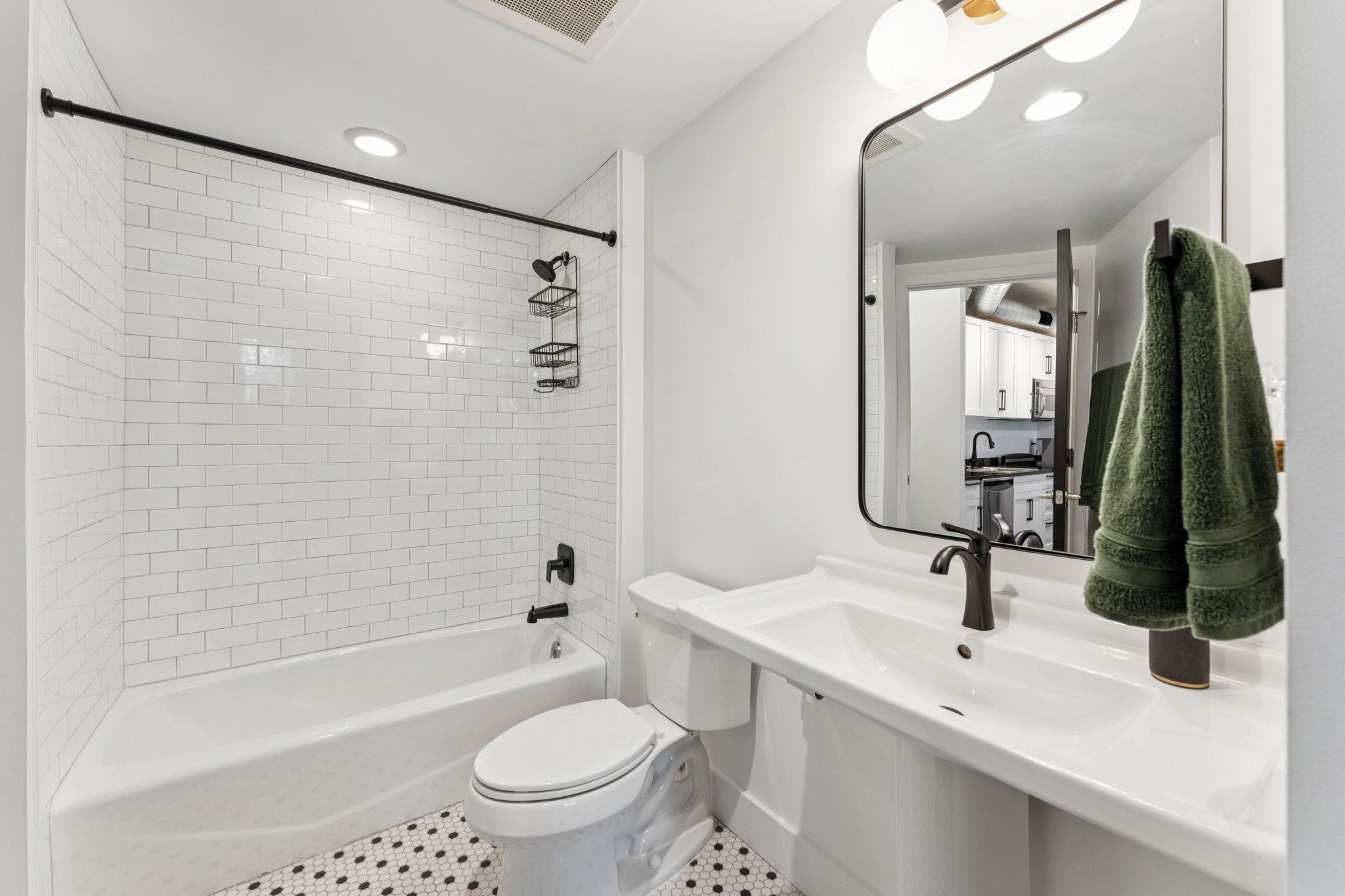 2125 14TH STREET NW 230