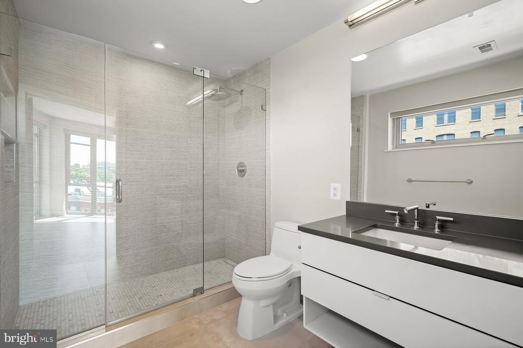 1311 13TH STREET NW Unit: PH-1