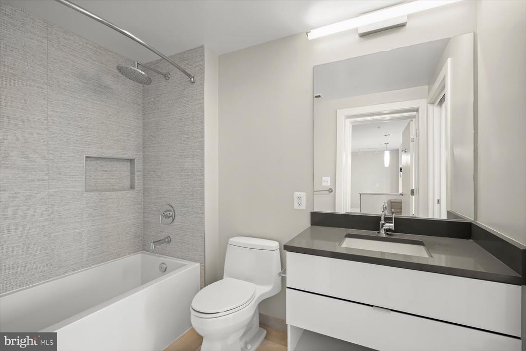 1311 13TH STREET NW Unit: PH-1
