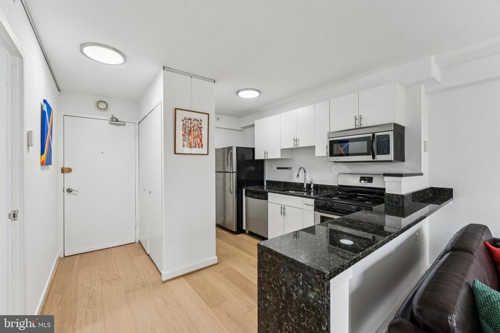 1101 3RD STREET SW Unit: 114