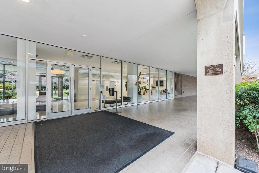 1101 3RD STREET SW Unit: 114