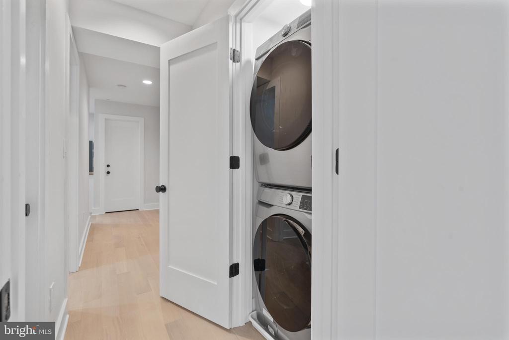 615 IRVING STREET NW Unit: 1