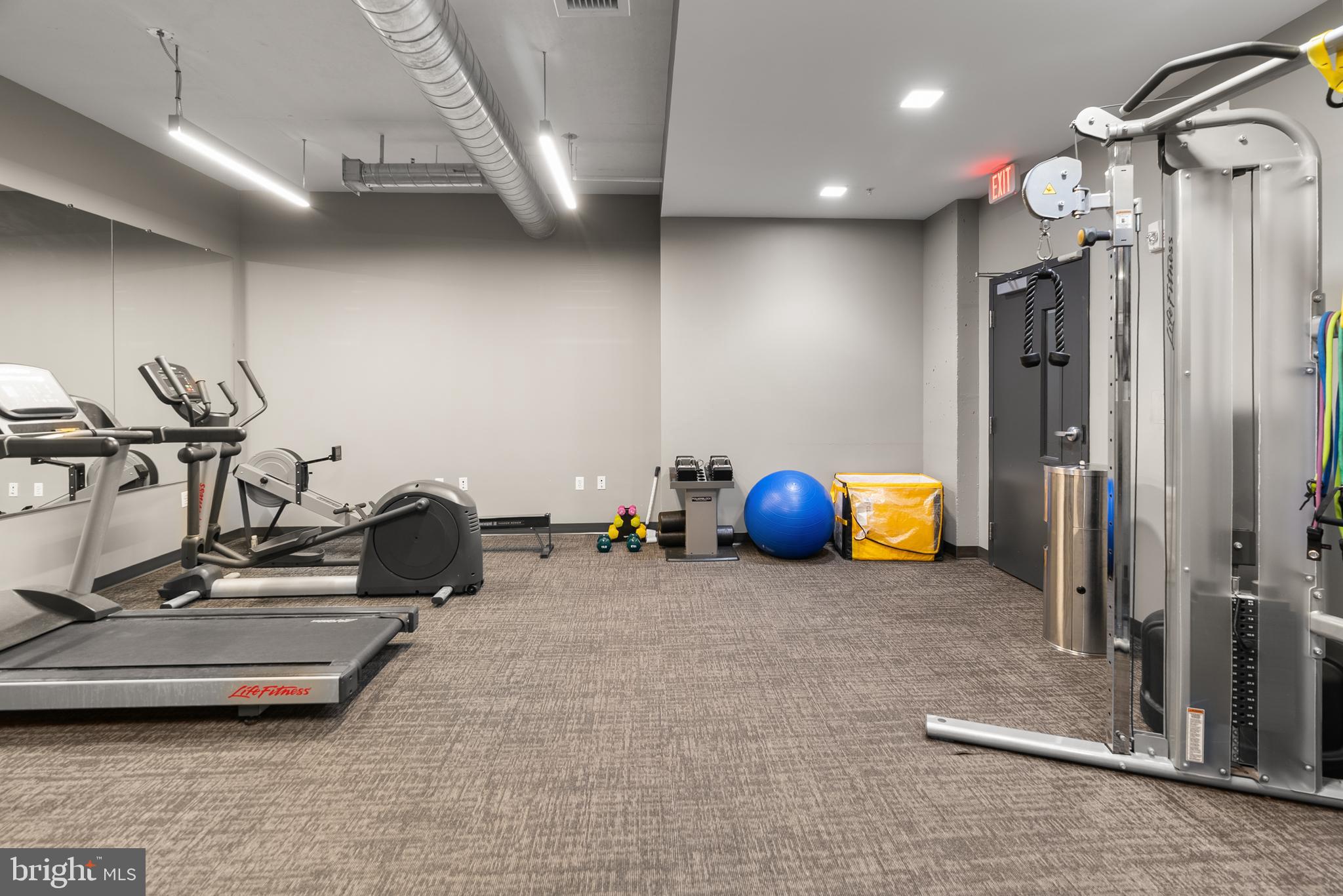 911 2ND STREET NE 204