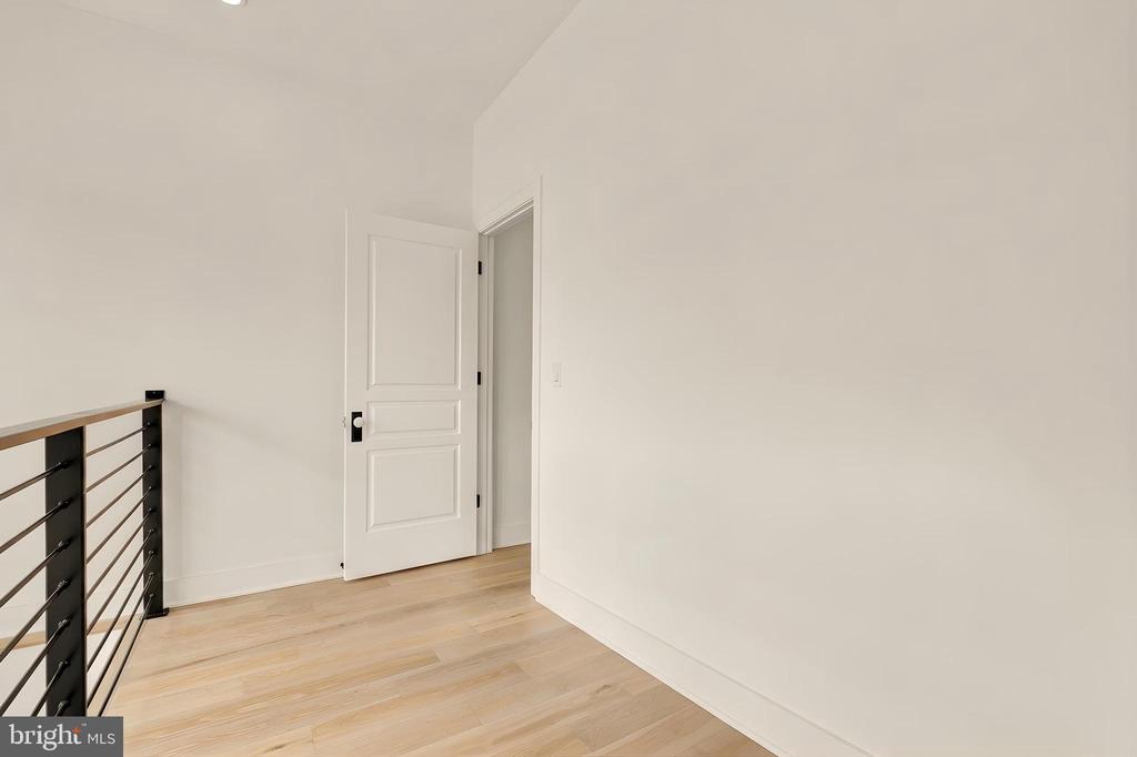 1737 11TH STREET NW 102