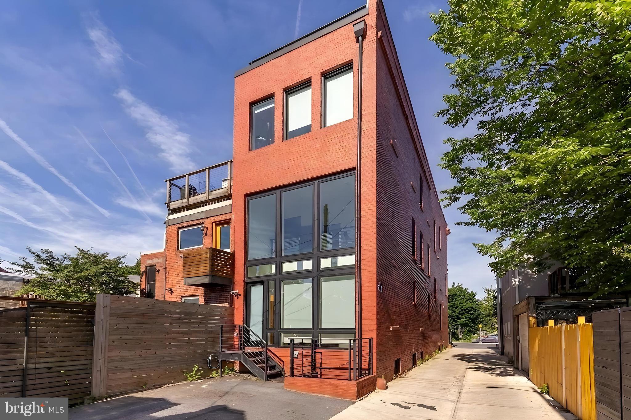 1737 11TH STREET NW 102