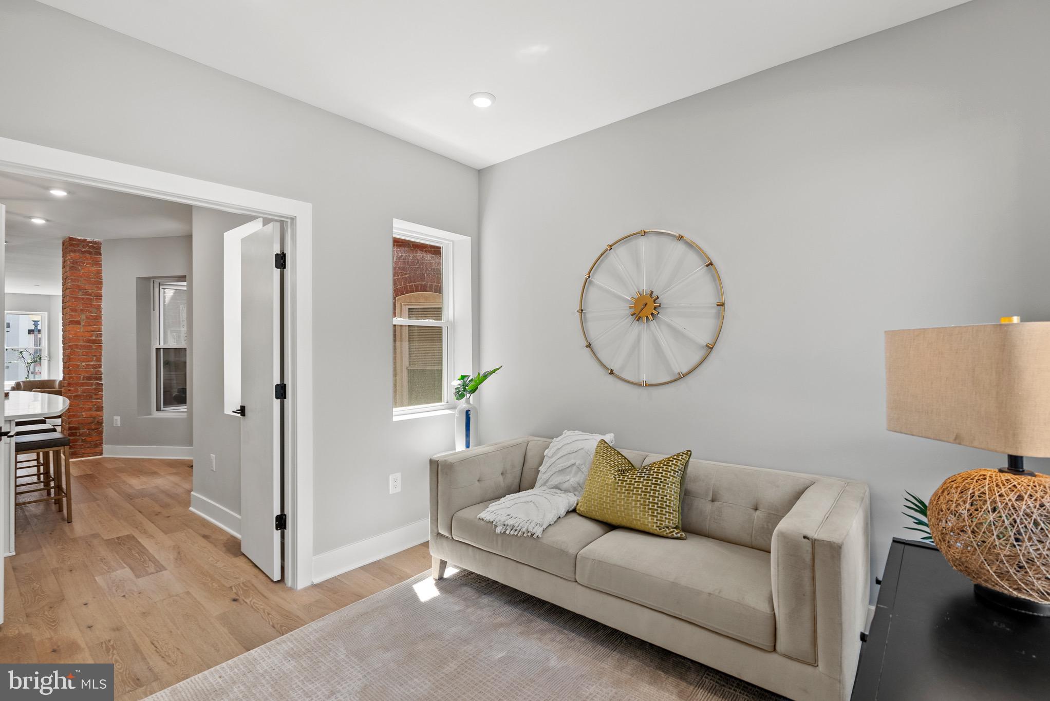 26 TODD PLACE NE 1