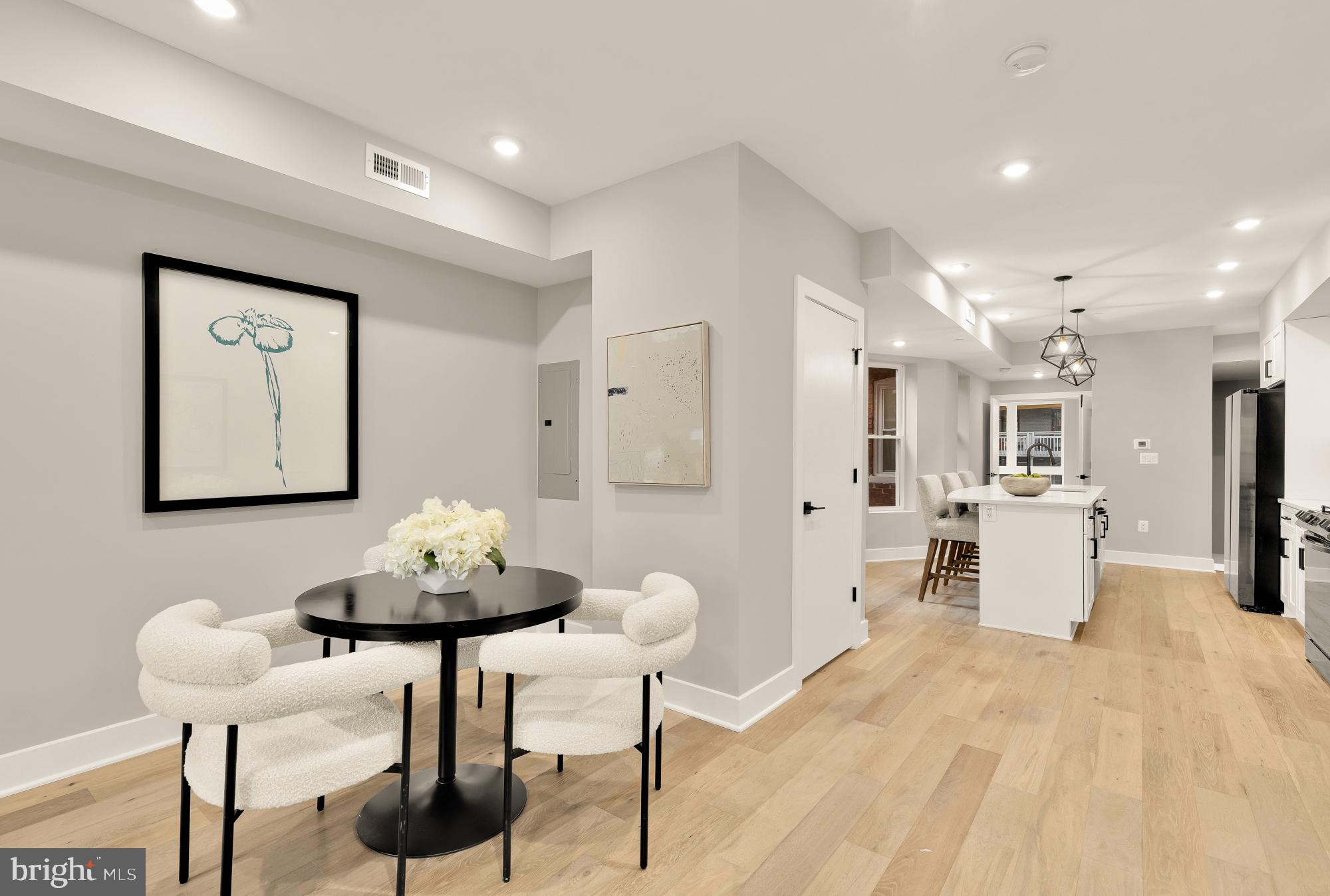 26 TODD PLACE NE 2