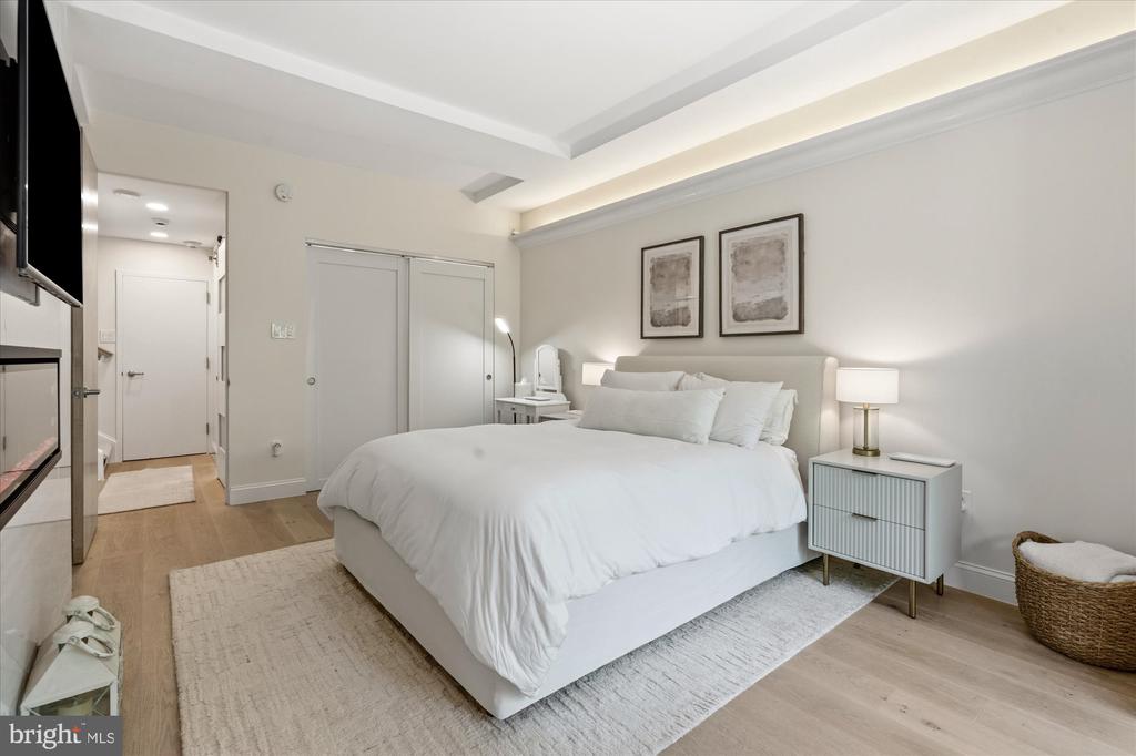 3251 PROSPECT STREET NW Unit: 304