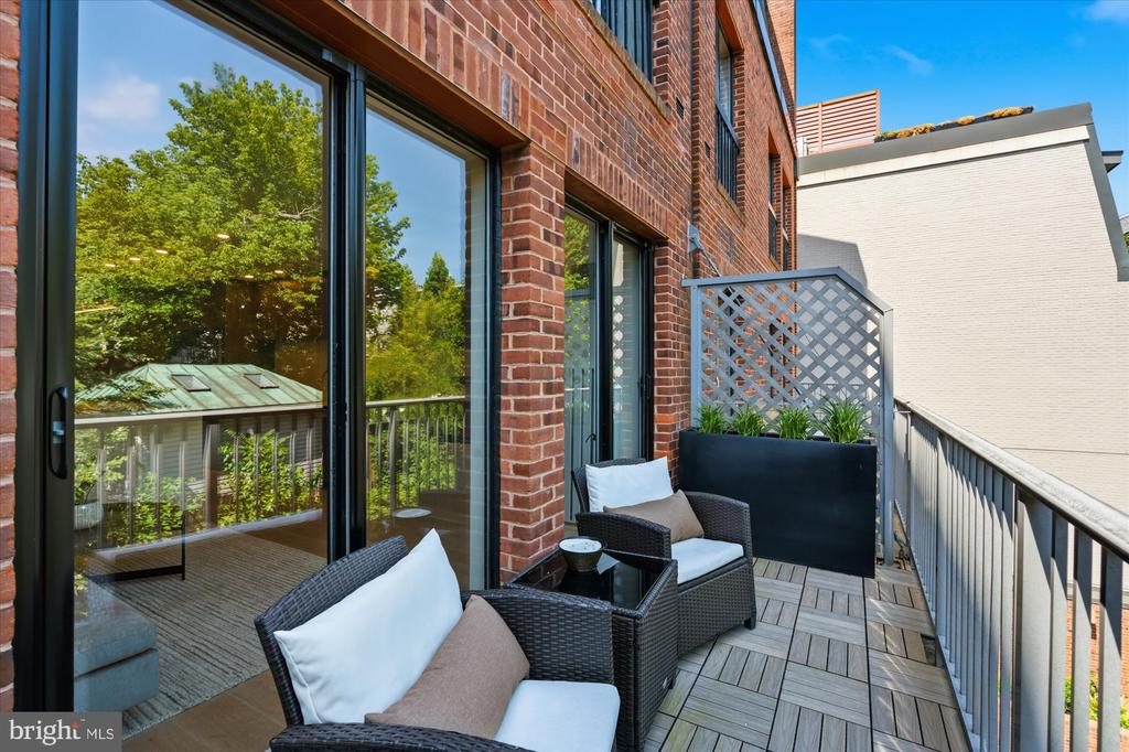3251 PROSPECT STREET NW Unit: 304