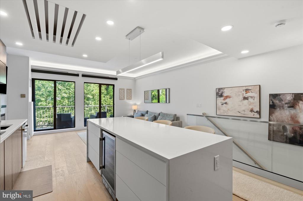 3251 PROSPECT STREET NW Unit: 304
