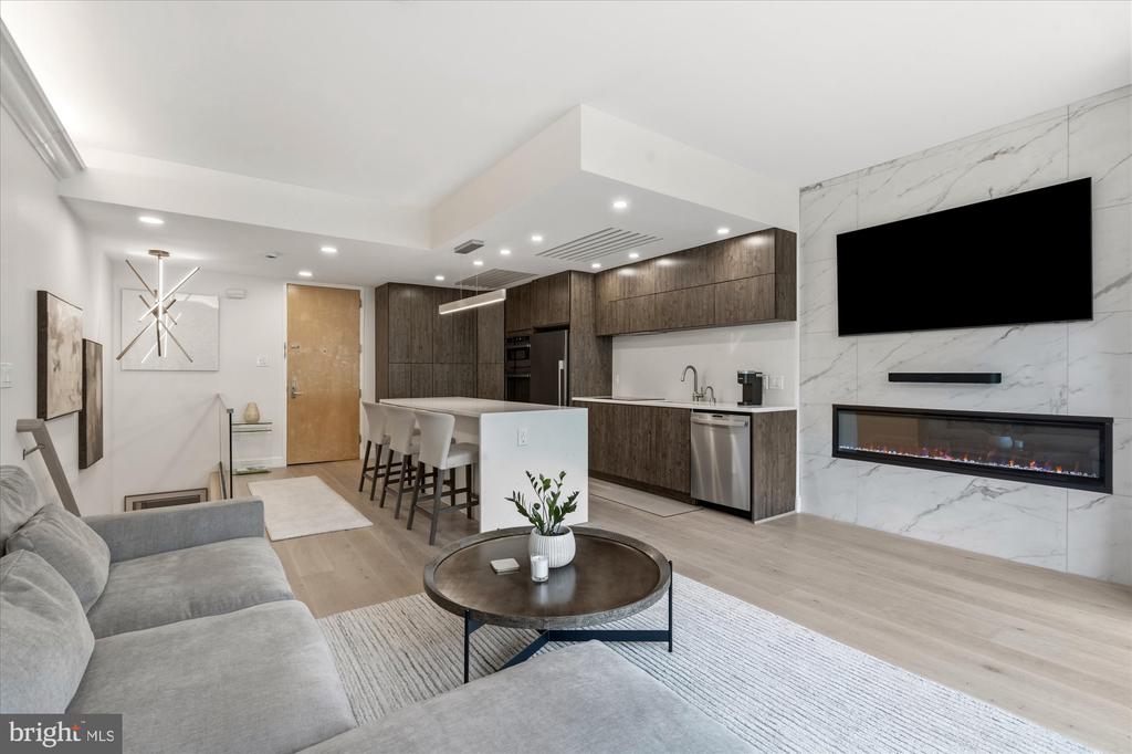 3251 PROSPECT STREET NW Unit: 304