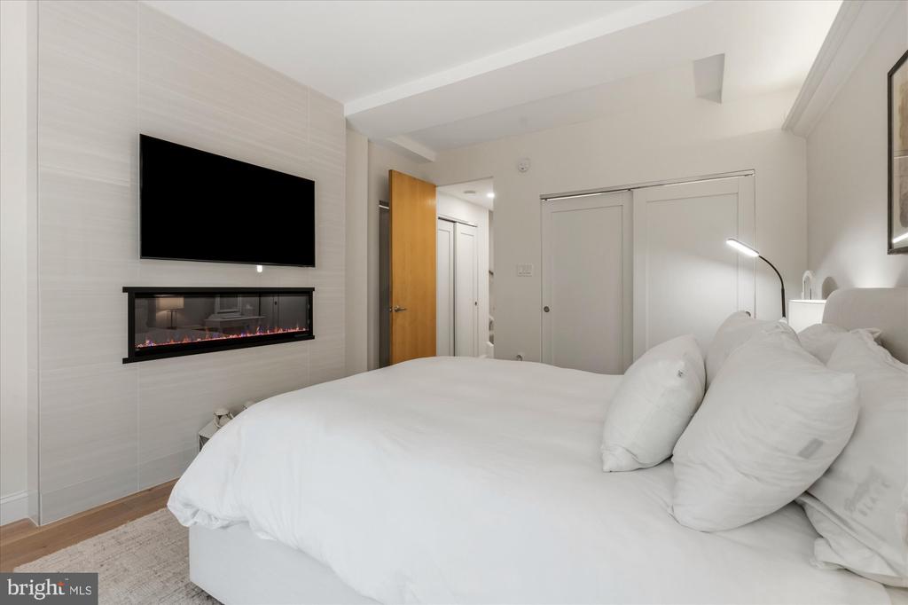3251 PROSPECT STREET NW Unit: 304