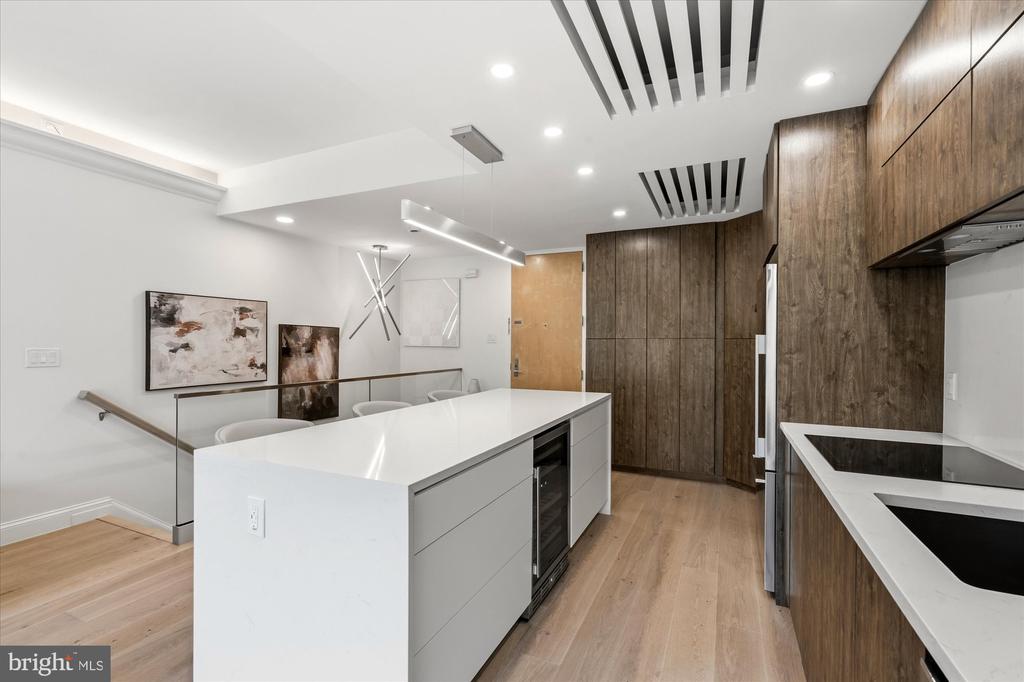 3251 PROSPECT STREET NW Unit: 304