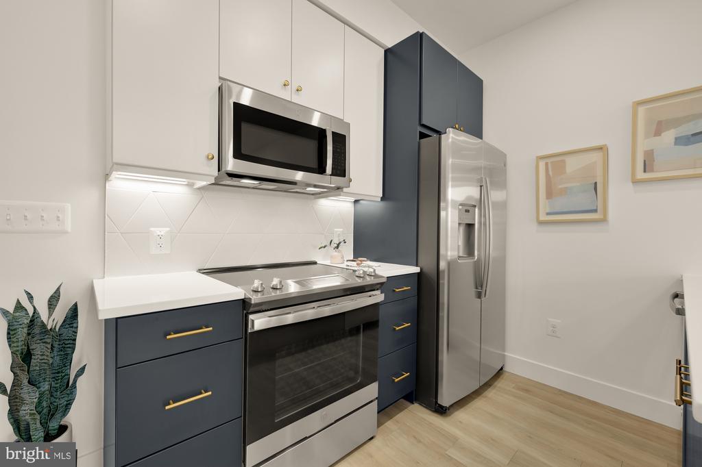 2310 4TH STREET NE Unit: 22