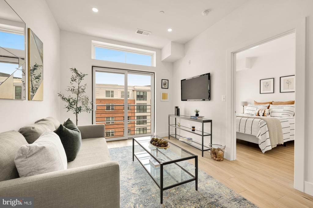 2310 4TH STREET NE Unit: 22