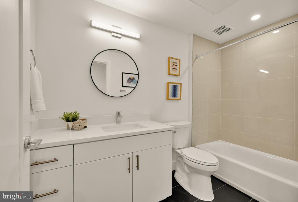 2310 4TH STREET NE Unit: 22
