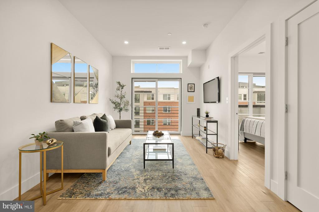 2310 4TH STREET NE Unit: 22