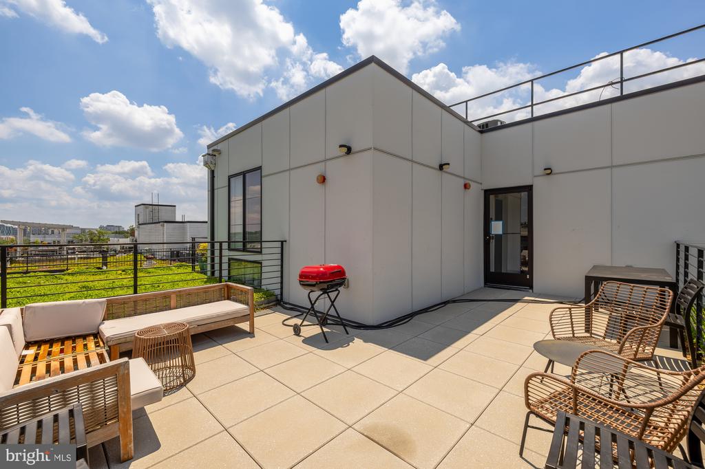 2310 4TH STREET NE Unit: 22