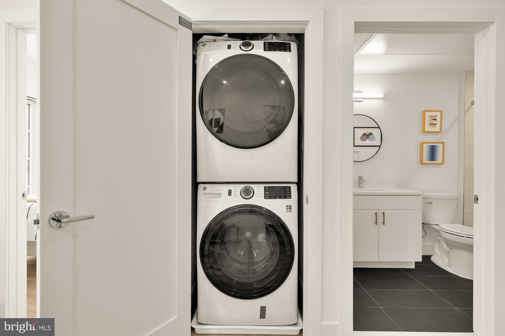 2310 4TH STREET NE Unit: 22