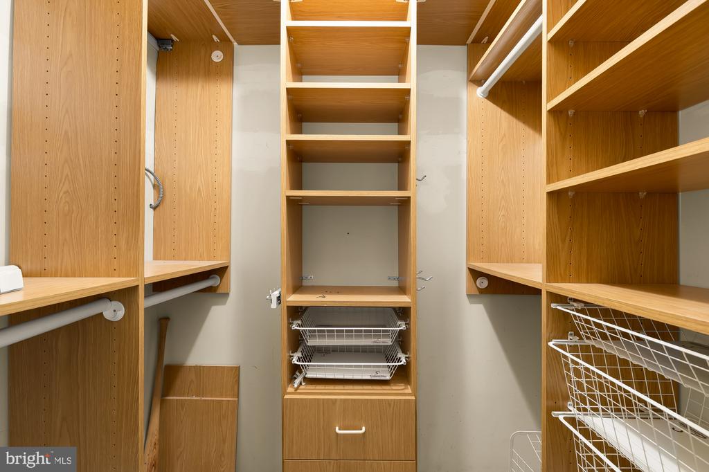 1425 4TH STREET SW Unit: A306