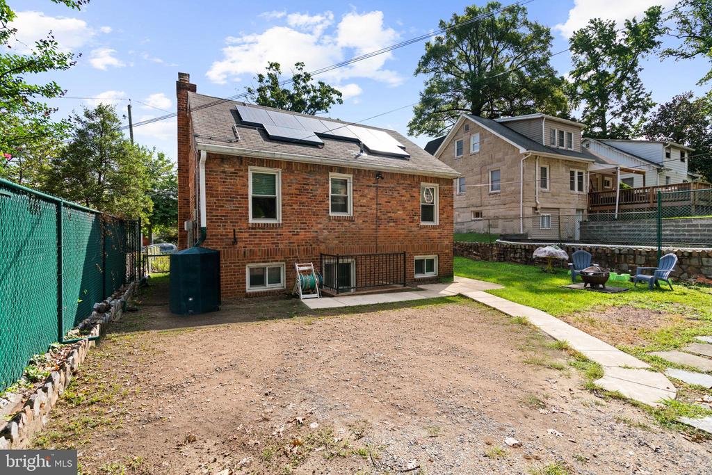1143 44TH PLACE SE
