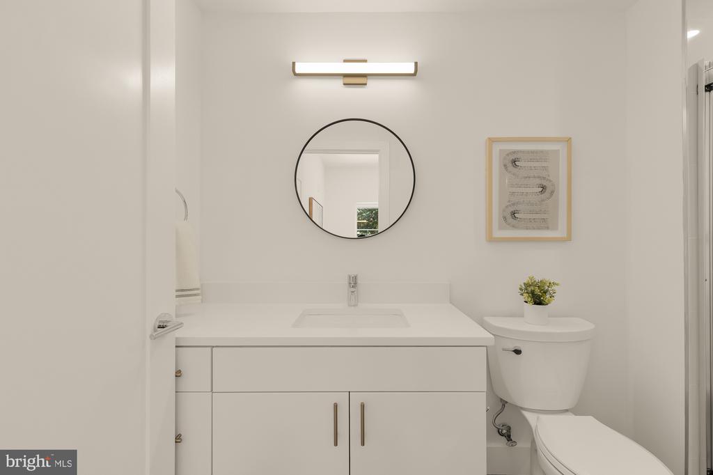 2310 4TH STREET NE Unit: 14