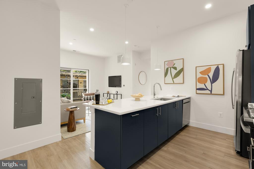 2310 4TH STREET NE Unit: 14