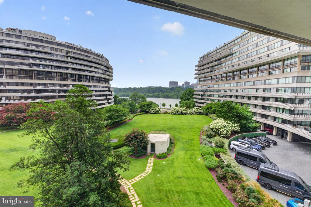 2510 VIRGNIA AVENUE NW Unit: 504-N