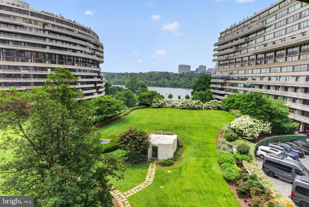 2510 VIRGNIA AVENUE NW Unit: 504-N