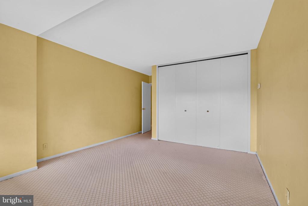 2510 VIRGNIA AVENUE NW Unit: 504-N